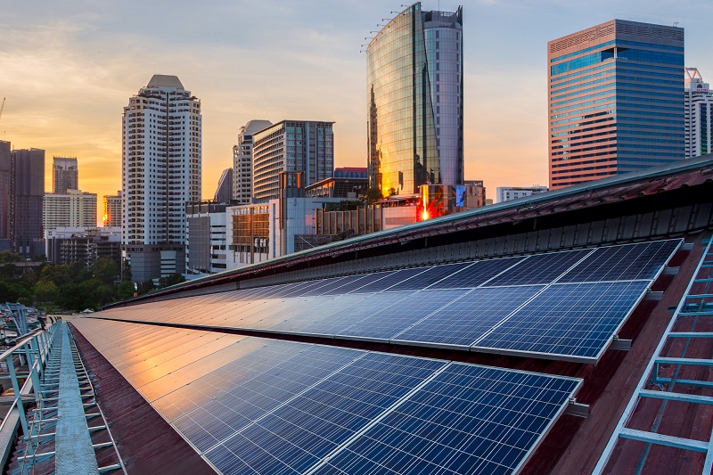 solar installer